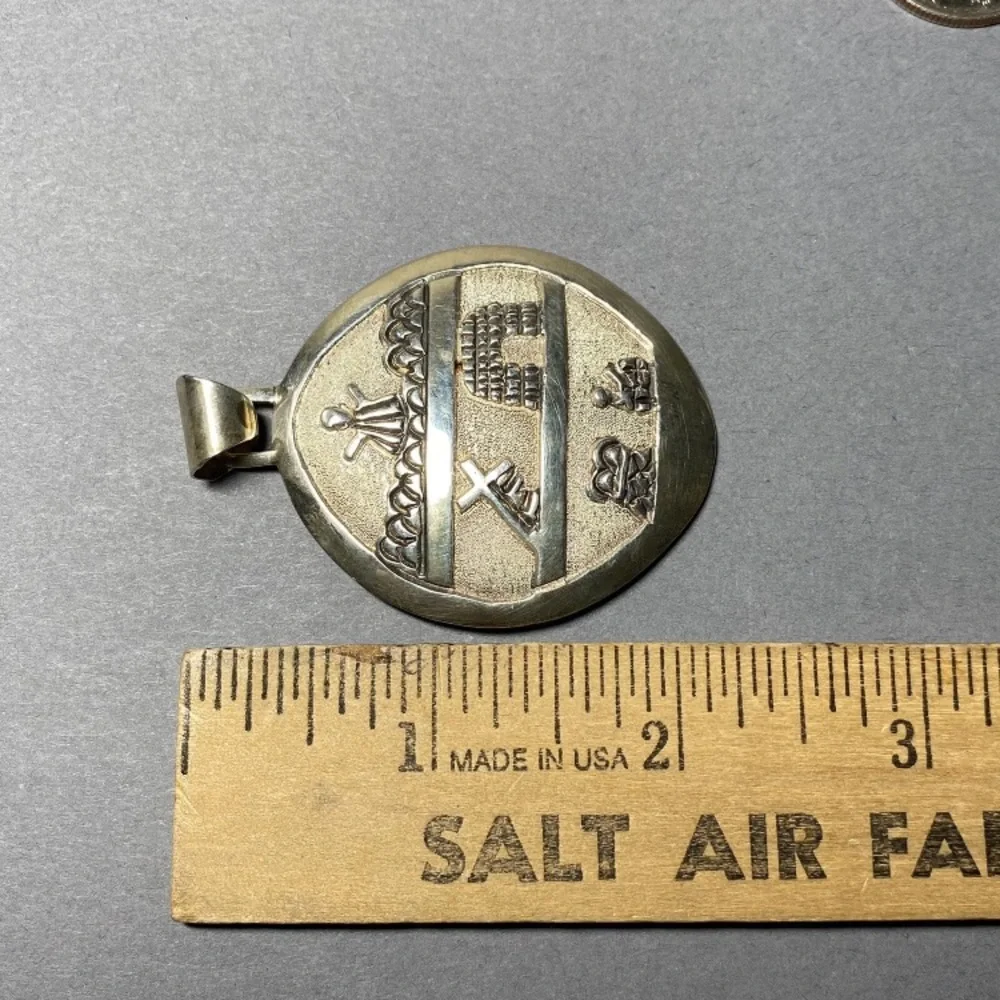 Navajo Roger John Story Of Christ Story Teller Sterling Silver pendant - Picture 5 of 5